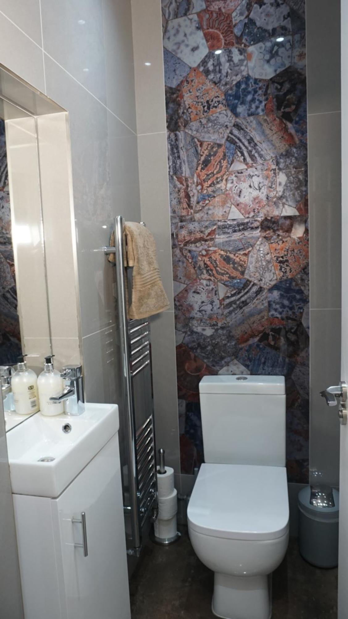 Luxury London House Sleeps 13, 2 Minutes To Metro Villa ภายนอก รูปภาพ