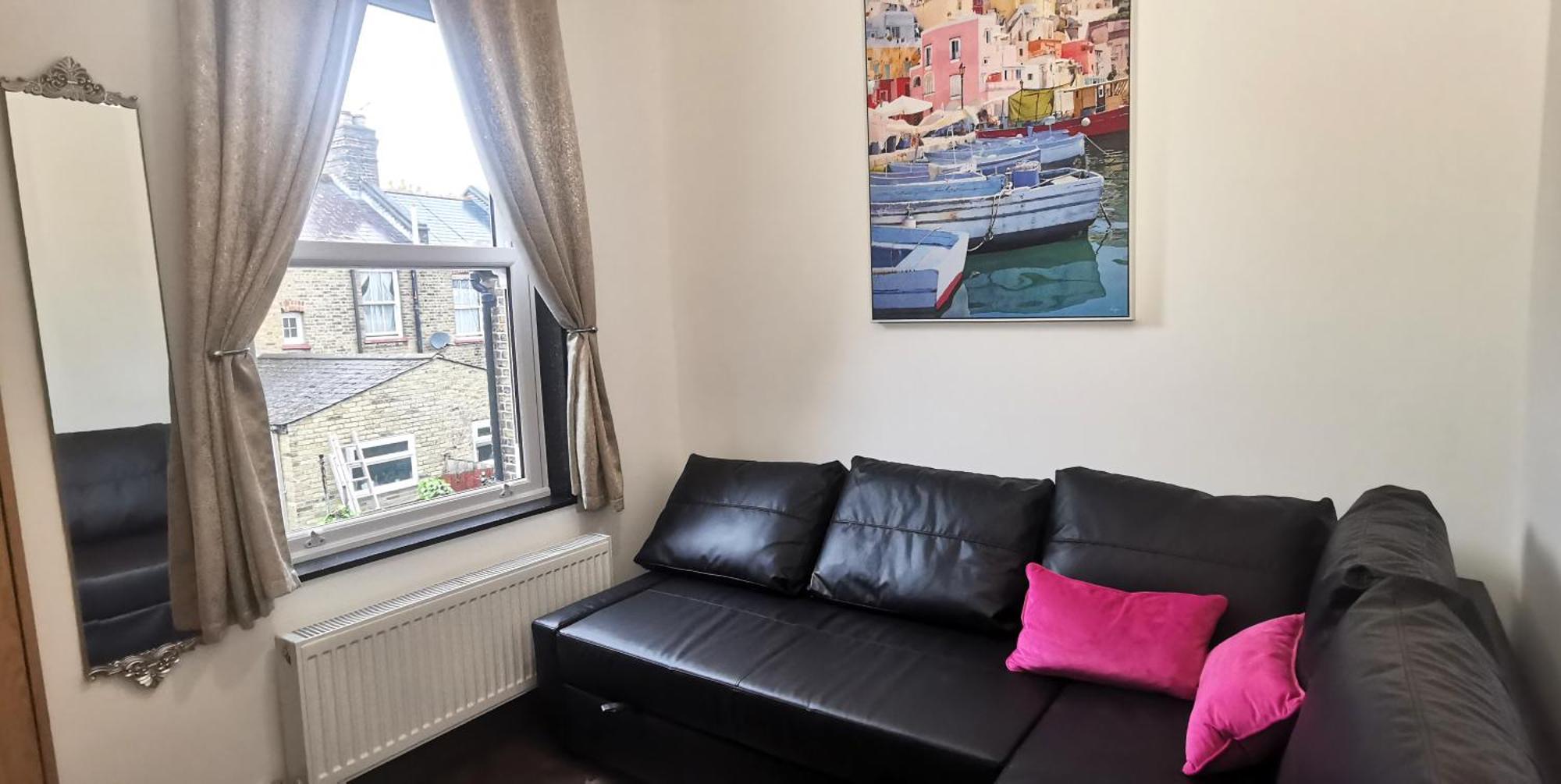 Luxury London House Sleeps 13, 2 Minutes To Metro Villa ภายนอก รูปภาพ